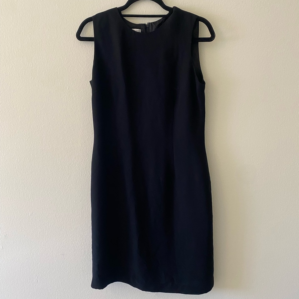 Maggy London Black Sleeveless Sheath Mini Dress